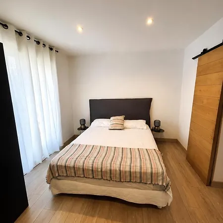 Apartment T2 Climatise Avec Parking Prive & Terrasse Canet-plage